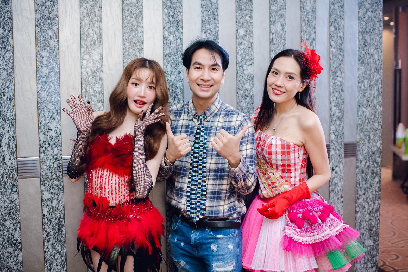 ตั้ม ณัฐพล ร่วมสนับสนุนรางวัลเว็บไซต์ มูลค่า 59,000 บาท